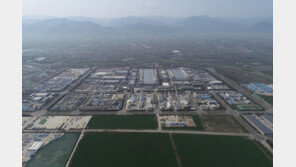 美, 삼성-SK 中 반도체공장 장비 반입 허용