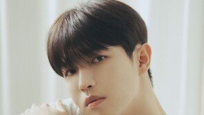 워너원 출신 김재환 오늘 전역 “다시 최선 다해 활동”