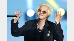 ‘복무 태만’ 송민호 불구속 기소…묵인 담당자도 재판행