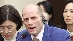 “오만방자” 질타에, 쿠팡 대표 “출금-위증고발 겁내지 않아”