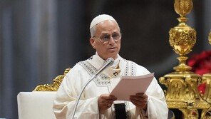 레오 14세 교황, 신년미사서 “피로 물든 나라의 평화 위해 기도하자”