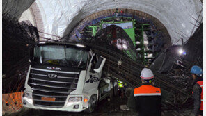 연말까지 사망 사고 이어진 포스코그룹… 장인화 회장, 신년사 ‘안전’ 강조