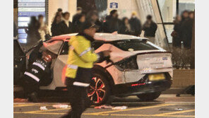 [속보]종각역 인근 택시 돌진 사고…1명 심정지·7명 부상