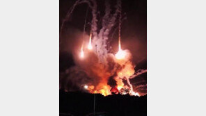 작전명 ‘확고한 결의’… F-22 등 150대 띄워 토요일 새벽 급습