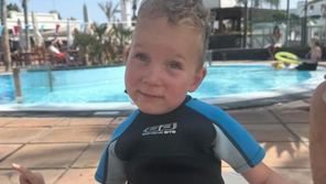 “35억 주사 맞고 두 발로 섰다”…희귀병 소년의 기적