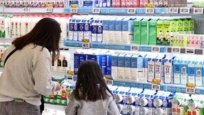 우유 소비 감소하는데, 수입산 공세… 낙농-유업계의 깊어지는 고민