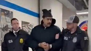 법정에 선 마두로 “나는 美에 납치된 전쟁포로”