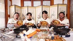 이정후, 아다메스와 딱지치고 ‘깐부치킨 회동’까지…