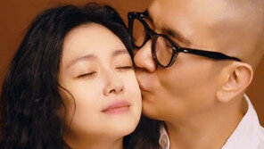 “쓸쓸해보여 눈물났다”…구준엽, 새해에도 故서희원 묘소 지킨 목격담