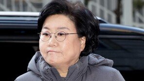 이혜훈 세 아들, 취업전 친척회사 주식 10억씩 증여받아