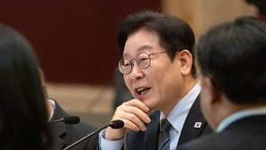 李 ‘금융권 부패 이너서클’ 지적 한 달, 지배구조 TF 내주 가동한다