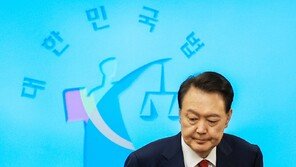 ‘내란’ 윤석열 사형? 무기징역?…구형 하루 앞두고 특검 막판 고심