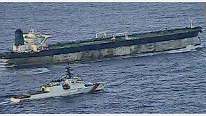 트럼프 “베네수엘라, 원유 판매 수익으로 美제품만 구매”