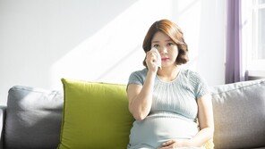 음료 쏟아두고 아기만 데리고 사라져…만삭 사장 눈물