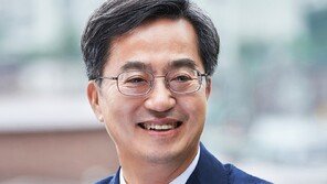 김동연 “용인 반도체 클러스터 이전, 전혀 합리적이지 않다”