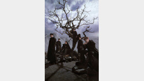 엑소, 새 앨범에 사랑 서사 담아…로맨틱 순간부터 이별까지