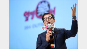 장진 감독, 10년 만에 신작으로 컴백…연극 ‘불란서 금고’ 3월 개막