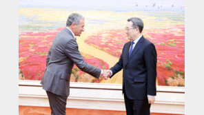 中부총리, 美디즈니 CEO 만나 “중국 발전할수록 각계 이익”