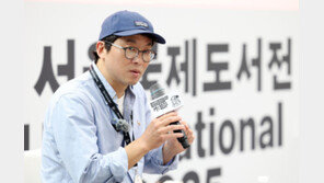 “작은 말도 허투루하지 않는” 최강록, ‘흑백요리사’서 신은 운동화 비밀