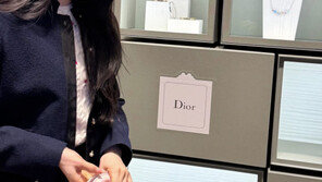 김연아, 짧은 치마도 찰떡…명품 각선미에 미모까지