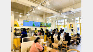 KFC·매머드커피 새 사모펀드 품에, 메가커피는 사명바꿔…새해 외식가 ‘지각변동’