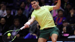 호주오픈 전초전 승자는 알카라스…‘슈퍼매치’ 신네르 2-0 제압