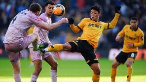 ‘황희찬 3호 도움’ 울버햄튼, FA컵서 4부리그 팀에 6-1 대승