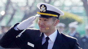 ‘美 국적 포기’ 이재용 장남, 해군 5전단 배치…통역 장교 복무