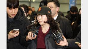 ‘공천 1억’ 김경 입국…수사중 출국에 “오래 전 약속”