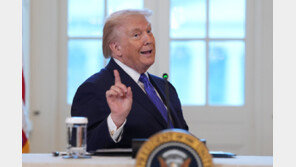 트럼프 “늦기 전 협상하라” 경고…쿠바 “끝까지 조국 수호”