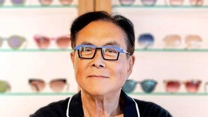 부자아빠 “고용 안전 산업 더이상 없어…비트코인 사라”