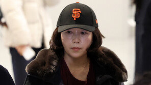 [단독]김경, 석달전 하드디스크 포맷…​텔레그램 탈퇴 이어 ‘증거 인멸’ 정황