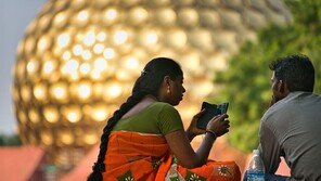 인도, 스마트폰 제조사에 ‘소스코드’ 공개 요구…삼성·애플·샤오미 반발