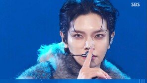 웨이커, ‘인기가요’ 무결점 퍼포먼스