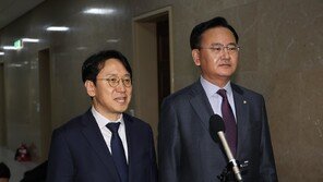 여야 원내수석 상견례…15일 본회의 앞두고 ‘2차 종합특검’ 등 협의 계속