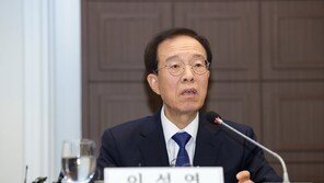 이석연 국민통합위원장, 이준석 만나 “내란 주체세력과 같이 갈 수 없어”