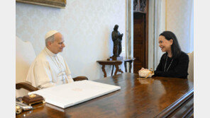 ‘포스트 마두로’ 꿈꾸는 마차도, 교황 접견 이어 백악관行