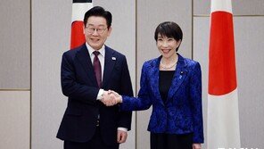 靑 “한일 정상 즉석에서 드럼 합주…다카이치의 깜짝 이벤트”