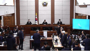 [속보]윤석열 ‘내란 우두머리 혐의’ 사형 구형