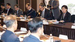 내년 의대 증원 전원 ‘지역의사제’로…연평균 최소 500명 증원 전망