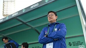우즈벡에 완패…이민성 감독 “스스로 문제점 파악하는 것이 급선무”