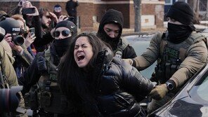 트럼프 “미네소타는 내 땅, 美 털어먹는 이민자 감옥 보낼것”