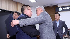 서울 버스, 오늘 첫차부터 정상운행…노사, 임금 2.9% 인상 합의