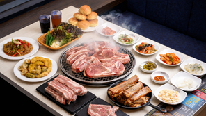 명륜진사갈비, ‘저가격 고품질’+‘고기테마파크’ 전략으로 ‘장수 브랜드’  반열 올랐다