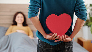 “남성 성욕, 40 전후에 정점…60세 돼야 20대와 비슷”