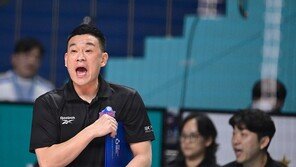 승점도 승리도 새 역사…지금은 ‘여오현 타임’ [발리볼 비키니]