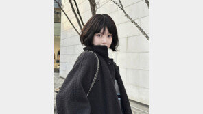 이유비, 단발+뽀글 헤어 파격 변신…러블리 끝판왕