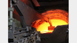 1600도 쇳물앞 사람이 사라졌다… AI가 ‘제철 심장’ 용광로 제어