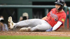 김하성, 빙판에 미끄러져 손가락 부상…“수술·회복에 4~5개월”