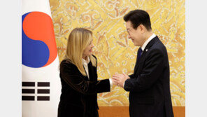 李 “한-이탈리아 협력하면 큰 시너지” 멜로니 “제 딸 K-팝 팬”